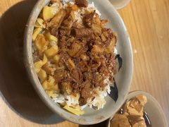 -红猪卤肉饭(大西洋美食城店)