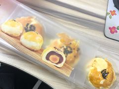 咸蛋黄酥-阿吉仔(大元路店)