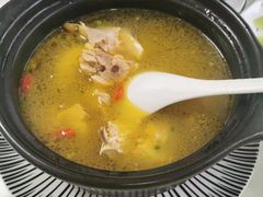 农家草鸡汤-七的湖·晚芳亭·阳澄湖农家菜·大闸蟹(莲花岛店)