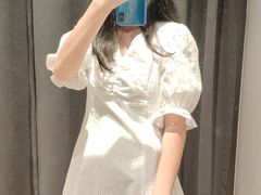 -URBAN REVIVO(高德置地广场·春广场店)