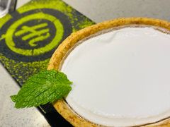 椰壳可以吃的椰子雪糕-海底捞火锅(金光华店)