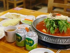 -喇喇排骨火锅·传统韩式脊骨汤(望京西园总店)