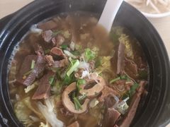 -闫家驴肉老店(华电一校店)