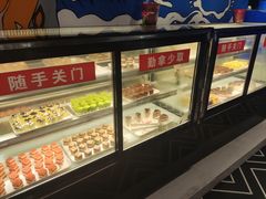 面包甜点陈列柜-石田家自助海鲜火锅烤肉(茂业时代广场店)