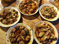-拈签一笑黄牛肉辣卤串串