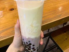 网红茉香奶茶-CoCo都可(嘉定大融城店)