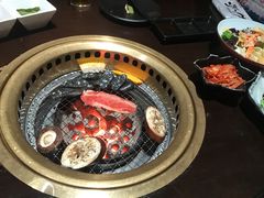 -山川小町·极番烧肉(新地假日广场店)