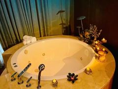 -人民广场-地下停车场