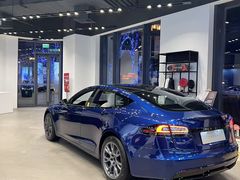 -TESLA 特斯拉(上海太古汇体验店)