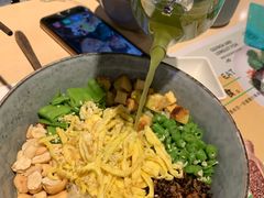 -来龙里 精致 东南亚餐室(万象城店)