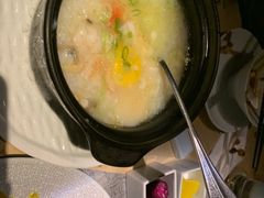 -穹六人间 people 6(岳阳路店)
