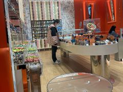 -VENCHI 闻绮(上海佛罗伦萨小镇店)