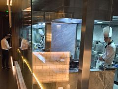 -海派悦庭·海胆烧麦·新融合菜(凯德广场店)