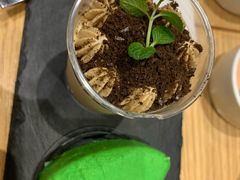 -LO CALCOW卡路力轻食主义餐厅(陆家嘴店)