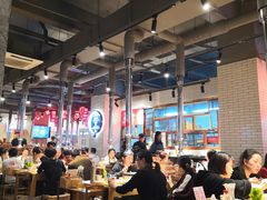 大堂-么肆烤肉·中式自助·烤肉大排档(街道口季佳PAI店)