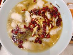 有滋有味酸菜鱼-鹊华居·地道鲁菜·海鲜·融合味(大明湖店)