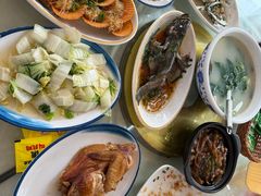 -红月湾海鲜饭店•沙滩海景(双月湾店)