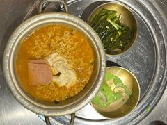 -釜山火炉·海鲜烤肉(紫藤路店)