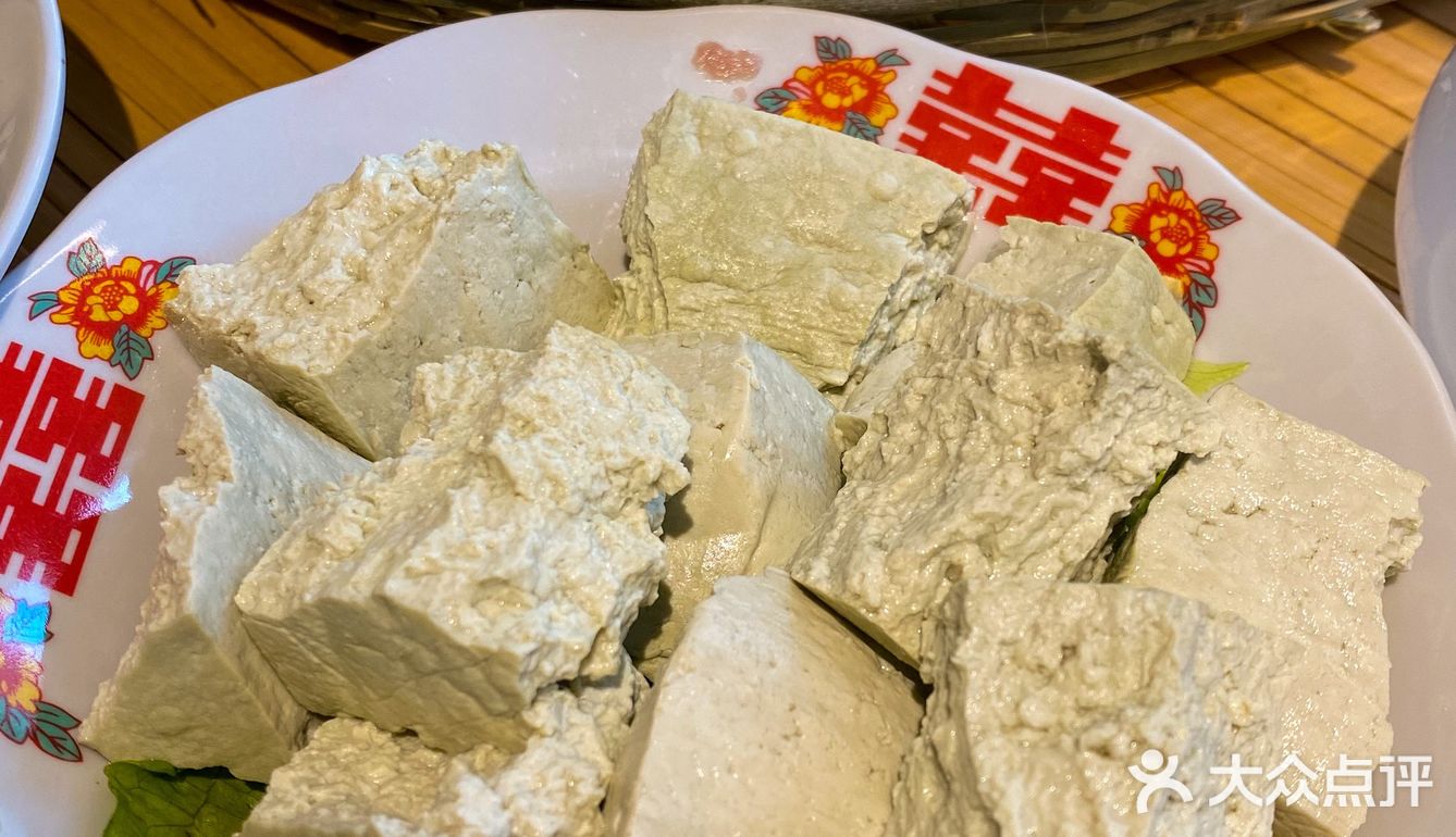 现炒底料的川味鱼火锅，涮起来那叫一个香‼️