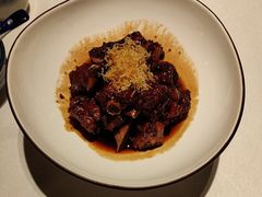 -八府香鸭·啫啫煲(华山路店)