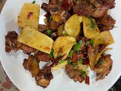 -泸沽肴(泸沽湖大洛水村农村信用社旁店)
