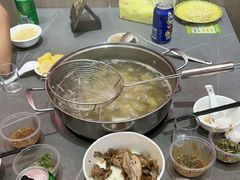 牛肉火锅-官塘陈记鱼生·潮汕砂锅粥·牛肉火锅(潮枫路总店)