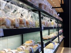 面包甜点陈列柜-御蝶坊生日蛋糕KNAC(创业店)