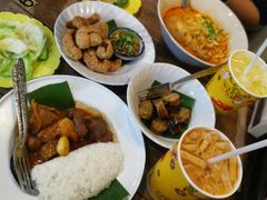 -Ongtong Khaosoi Ari Branch