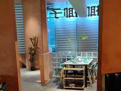 -喃喃椰·糟粕醋·椰子鸡火锅(七堡花园店)