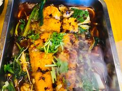 石爆铁板鱼-八一路好吃街(雨田商务大厦店)
