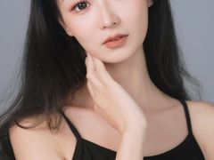 -金夫人化妆摄影职业培训学校