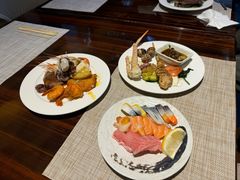 -广州万富希尔顿酒店·感趣自助餐厅·金秋蟹宴生蚝海鲜刺身