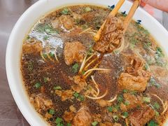 红烧牛肉-逸桂禾面馆