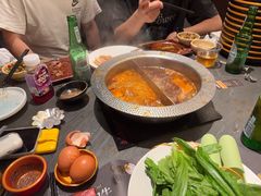 -牛YO寿喜烧·铁板烧和牛火锅自助(市府恒隆店)