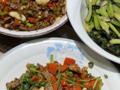 -三湘四水正宗湘菜(君峰路店)