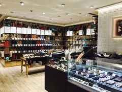 -VENCHI 闻绮(北京国贸商城店)