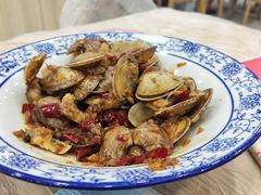 -江城燕子大排档(江汉路步行街店)