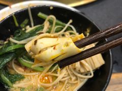 -沸炉重庆老火锅(军事博物馆店)