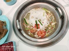 -季季红火锅(柳州城中万达二店)