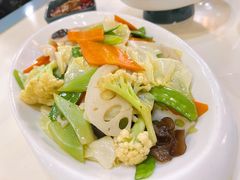 七小福-付掌柜在成都·热炒砂锅集(金禾店)