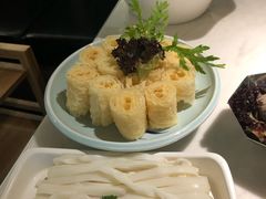 -左庭右院鲜牛肉火锅(浦江欢乐颂店)