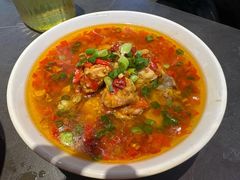 -金鱼盆32年水煮鱼·18秒辣椒炒肉(京西大悦城店)