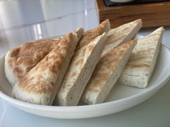 青稞饼-黑青稞庄园·新式藏餐·牦牛肉汤锅(新都桥店)