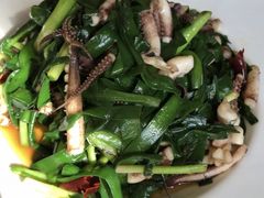 韭菜炒鱿鱼须-秦记香辣蟹(松榆里店)