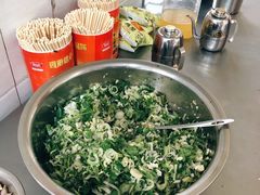 葱花-薛记襄阳香辣牛肉面(平安路店)