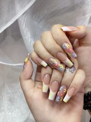 -Fanni美甲美睫皮肤管理