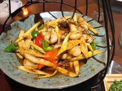 -东来菜馆•手抓海鲜家常菜•海鲜锅贴(鸽子窝店)