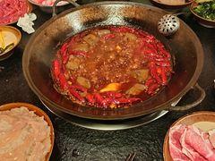 -渝井巷重庆老火锅(沈阳吉祥店)