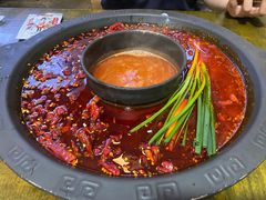 -黄潇洒老火锅(九眼桥宏济巷店)