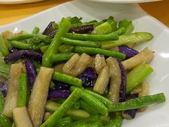 -鹏城人家海鲜酒家·23年老字号(较场尾店)